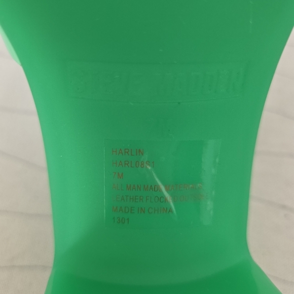 Steve Madden Womens Harlin Green Chunky Block Heel Y2K Jelly Sandals Shoes Sz 7 - Picture 12 of 12